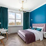 Gagarina 33 - Colorful By Renters
